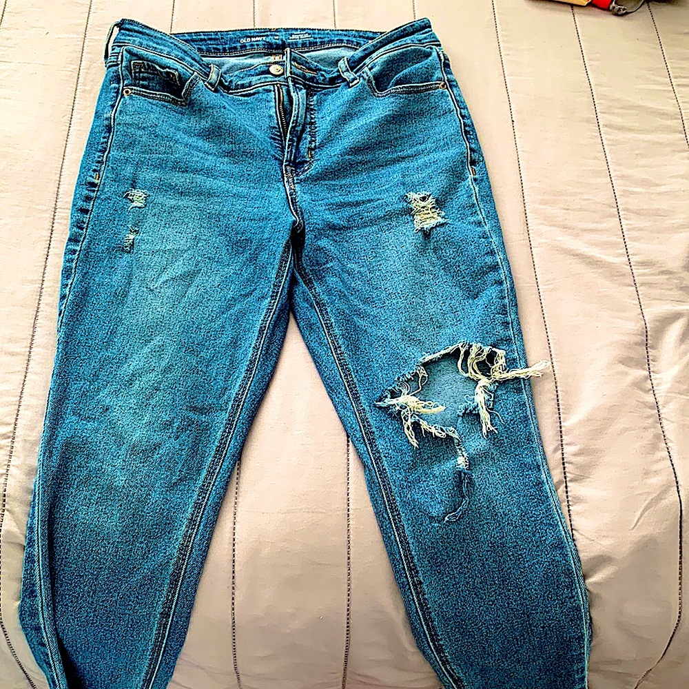 Super good quality good to wear in summer and spring original price $30
